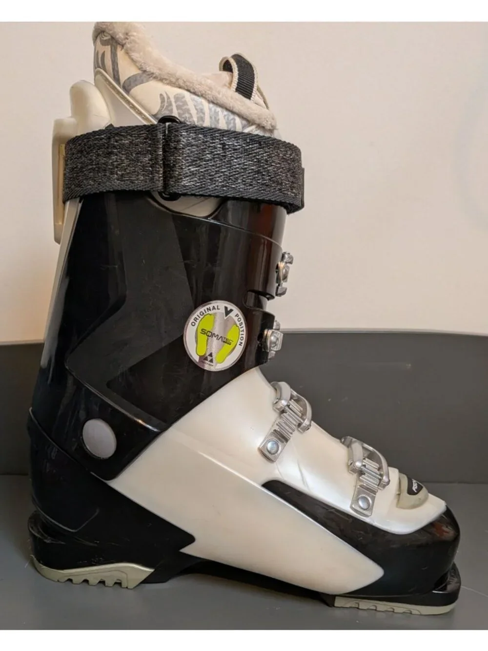 Fischer My Style SOMA Tec Ski Boots White Black/Pearl Women Size 25.5 US 8.5